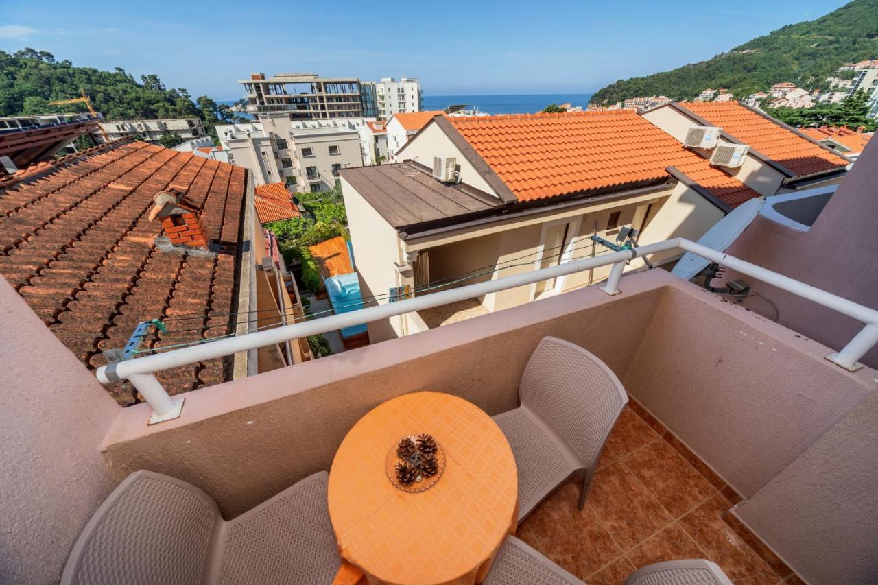 Apartments Pod Lozom With Seaview Petrovac Phòng bức ảnh