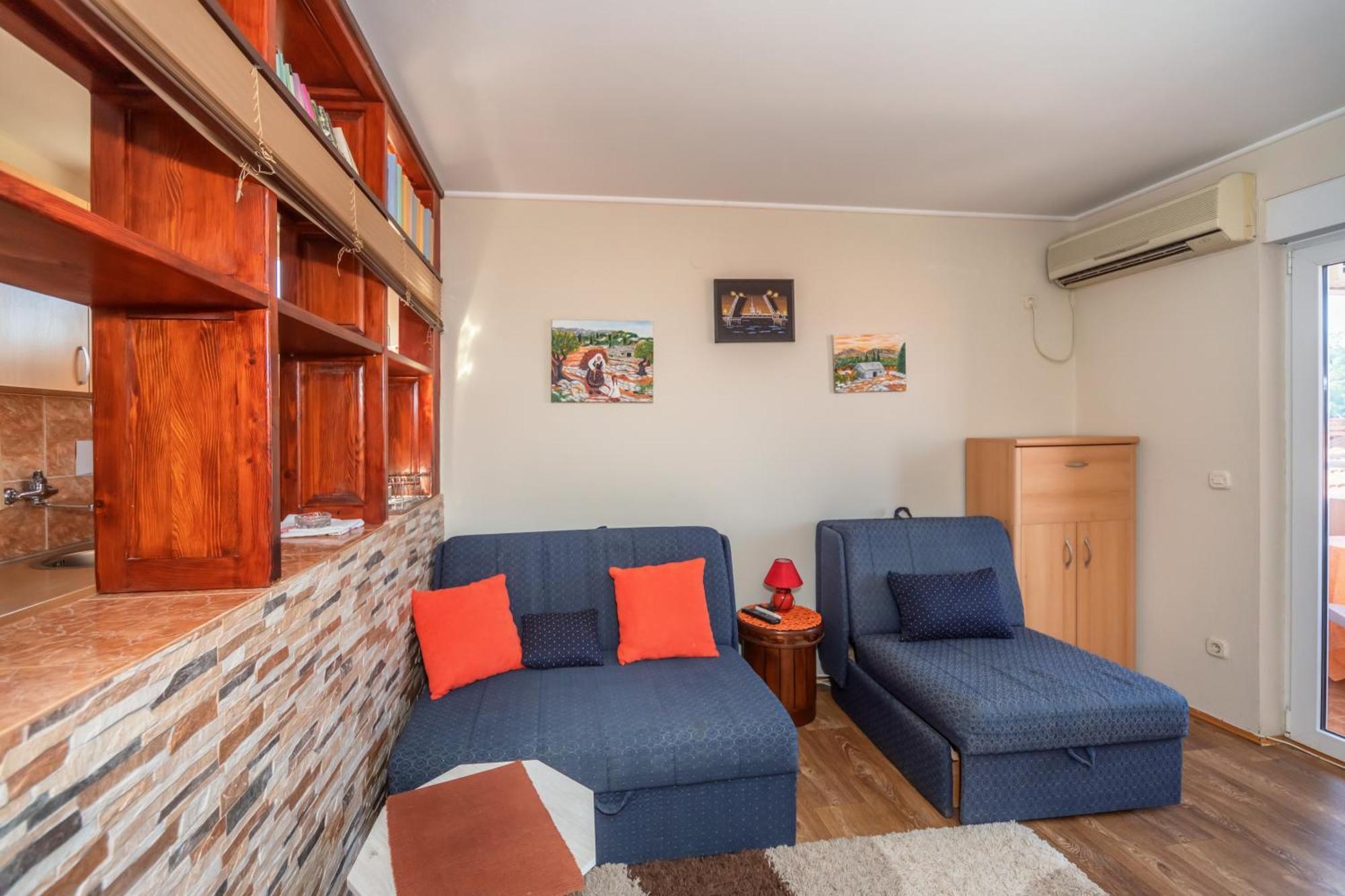 Apartments Pod Lozom With Seaview Petrovac Phòng bức ảnh