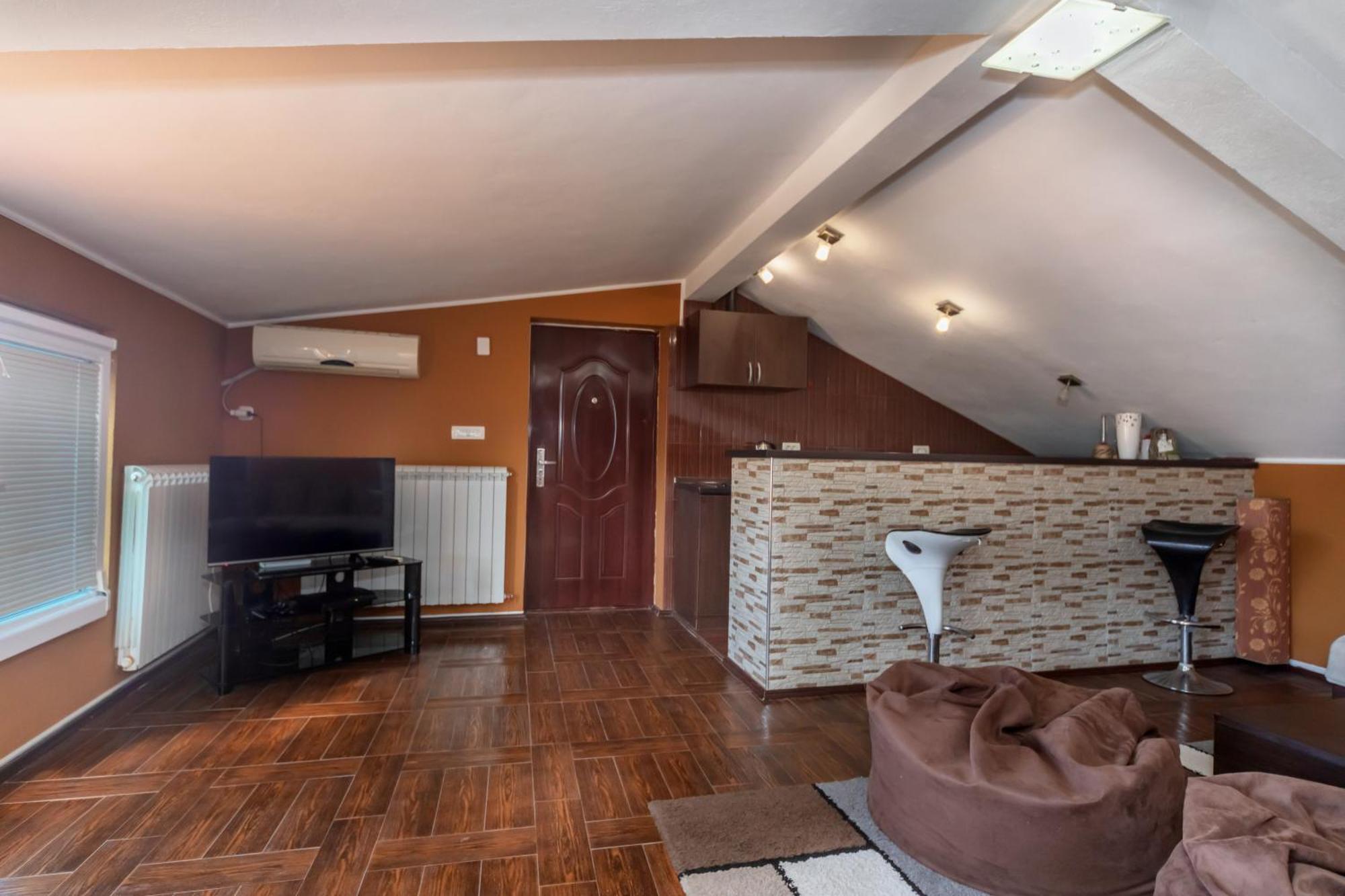Apartments Pod Lozom With Seaview Petrovac Phòng bức ảnh